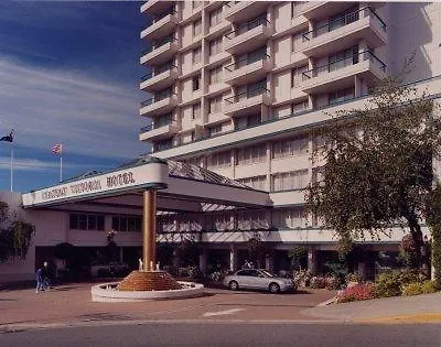 Chateau Victoria Hotel & Suites