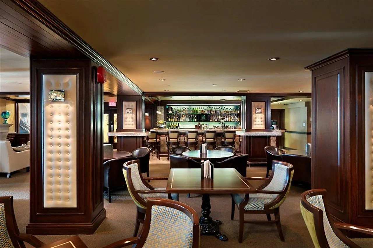 Chateau Victoria Hotel & Suites