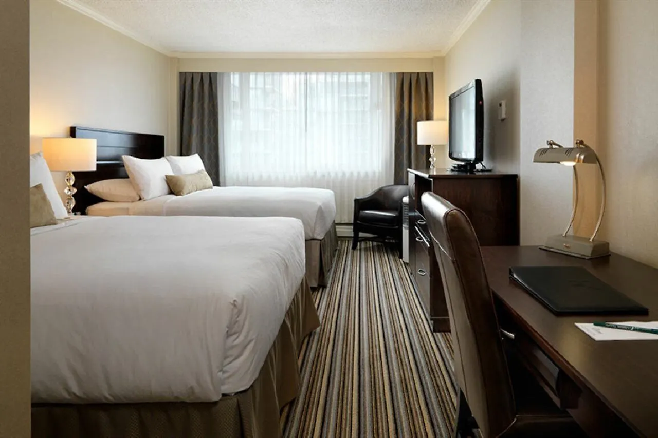 Chateau Victoria Hotel & Suites