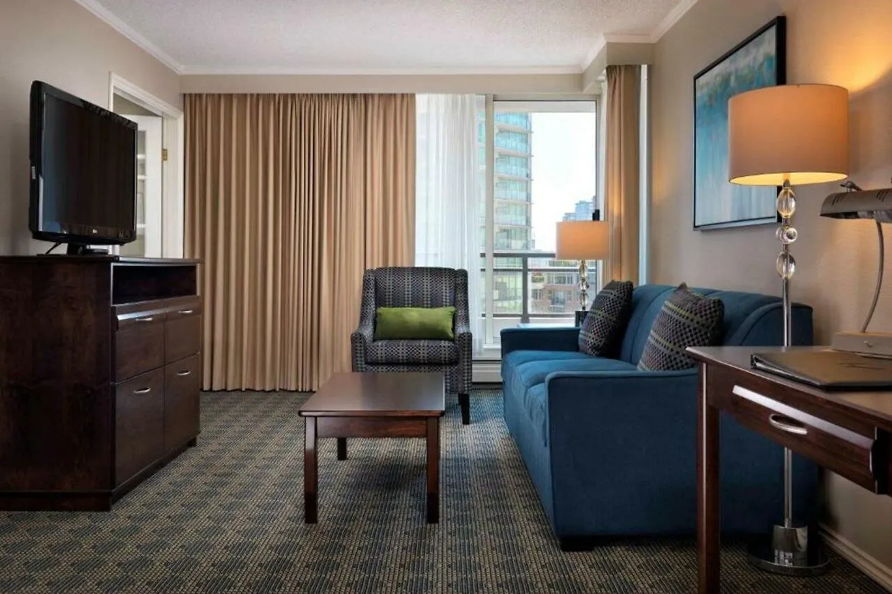 Chateau Victoria Hotel & Suites Canada